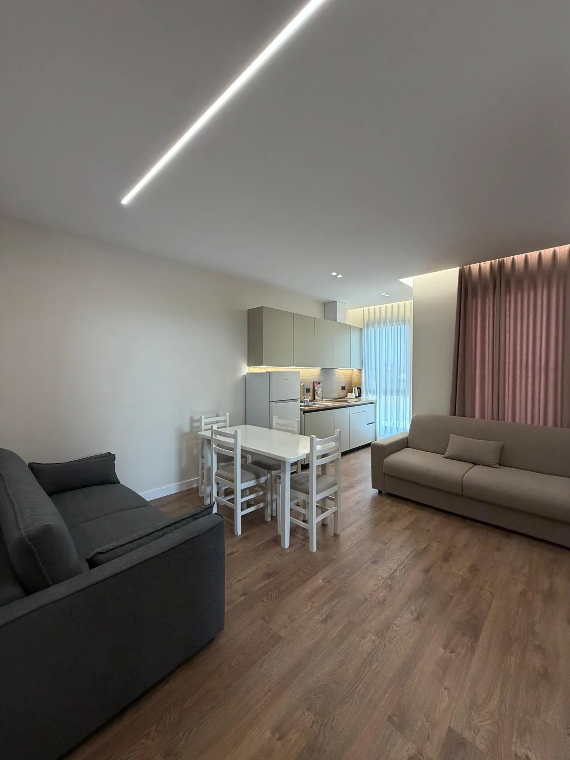Apartament 1+1 te 3XH Seaside Apartment në Durrës - pamje 3